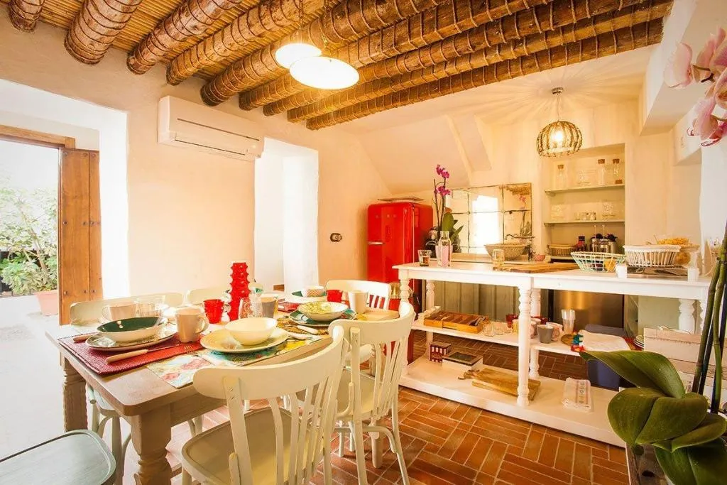 Restaurant, El Torreón 109 Charming B&B (Only Adults), Costa Del Sol