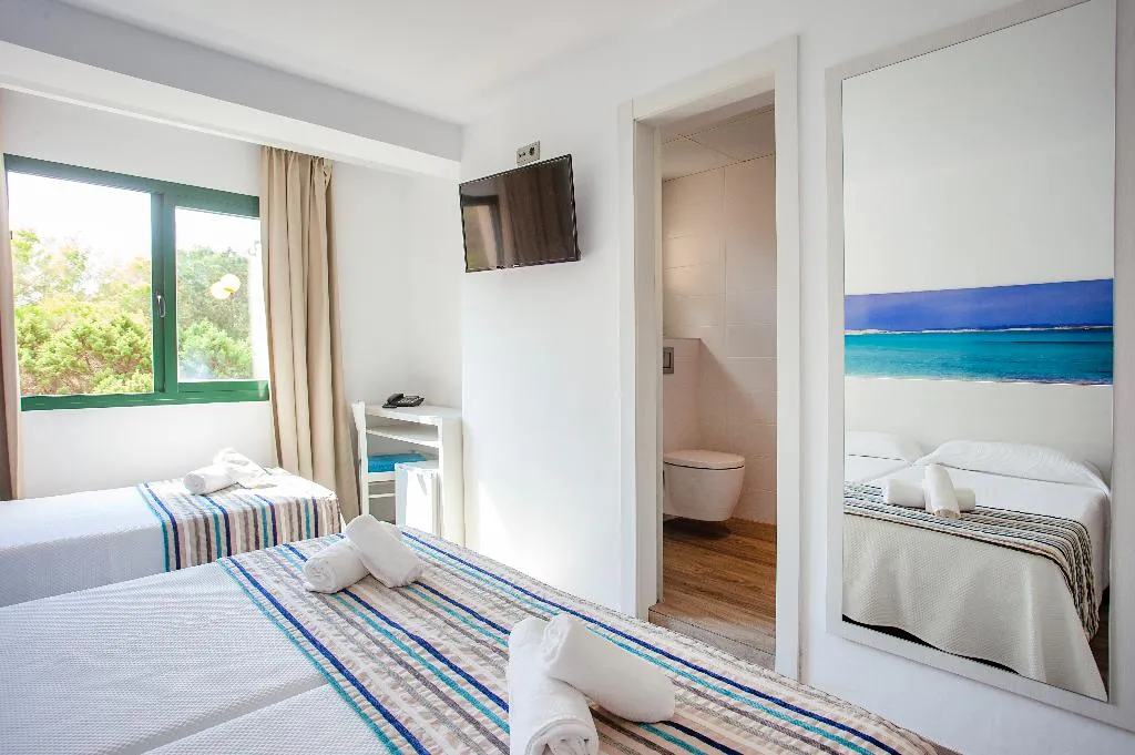 TRIPLE STANDARD Room, Hotel Rosales Formentera, Ibiza