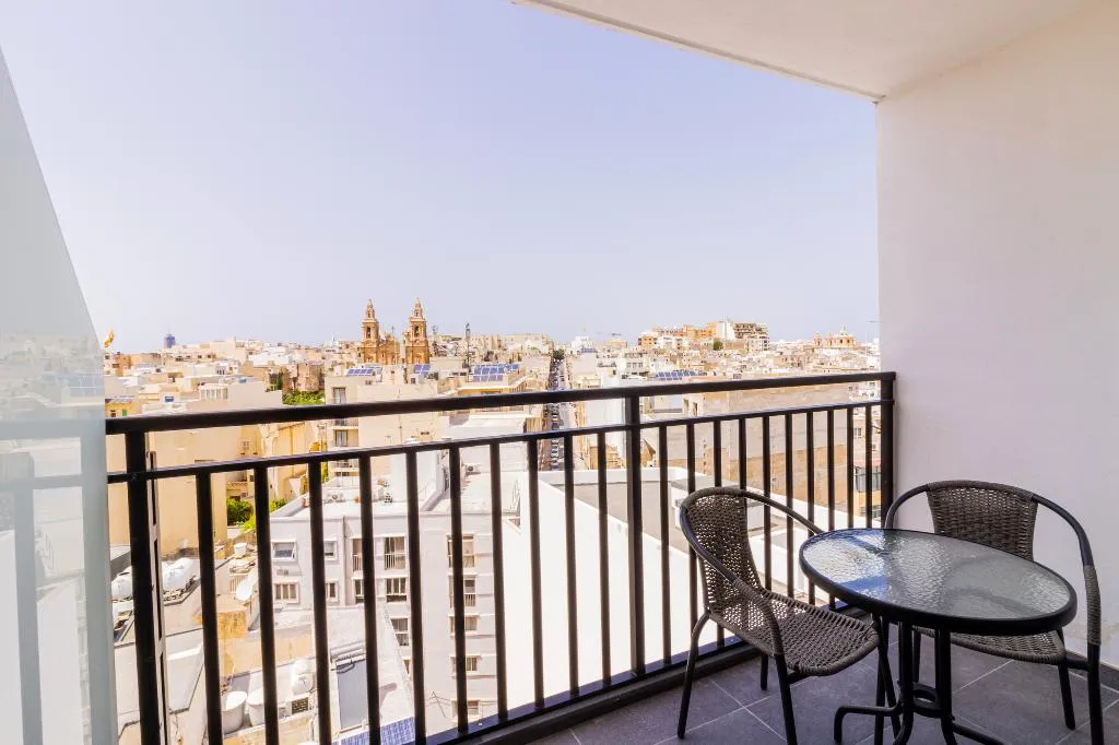 SINGLE SUPERIOR CITY VIEW Room, The Londoner Hotel Sliema, Malta