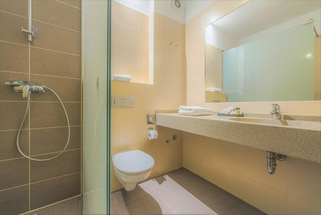 DOUBLE PREMIUM Room, Aminess Vival Velaris Resort, Split