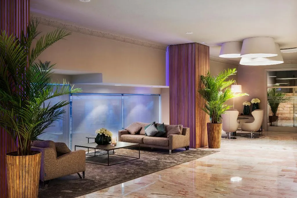 Lobby, Salles Hotel Malaga Centro, Costa Del Sol