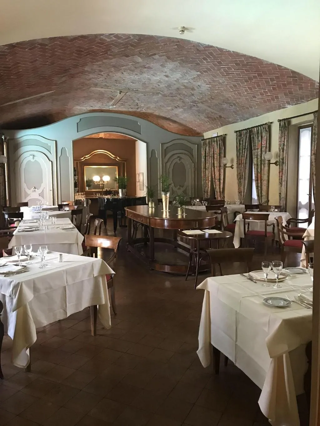 Restaurant, Le Due Corti, Milan