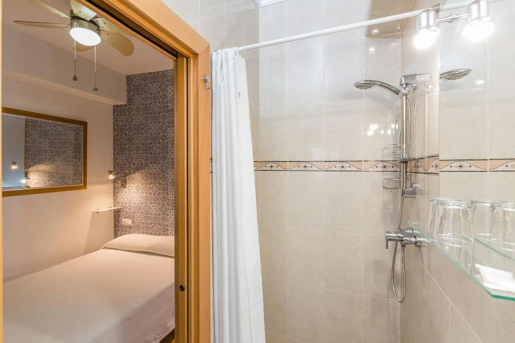 Room, Guadalupe Cozy Inns, Costa Del Sol