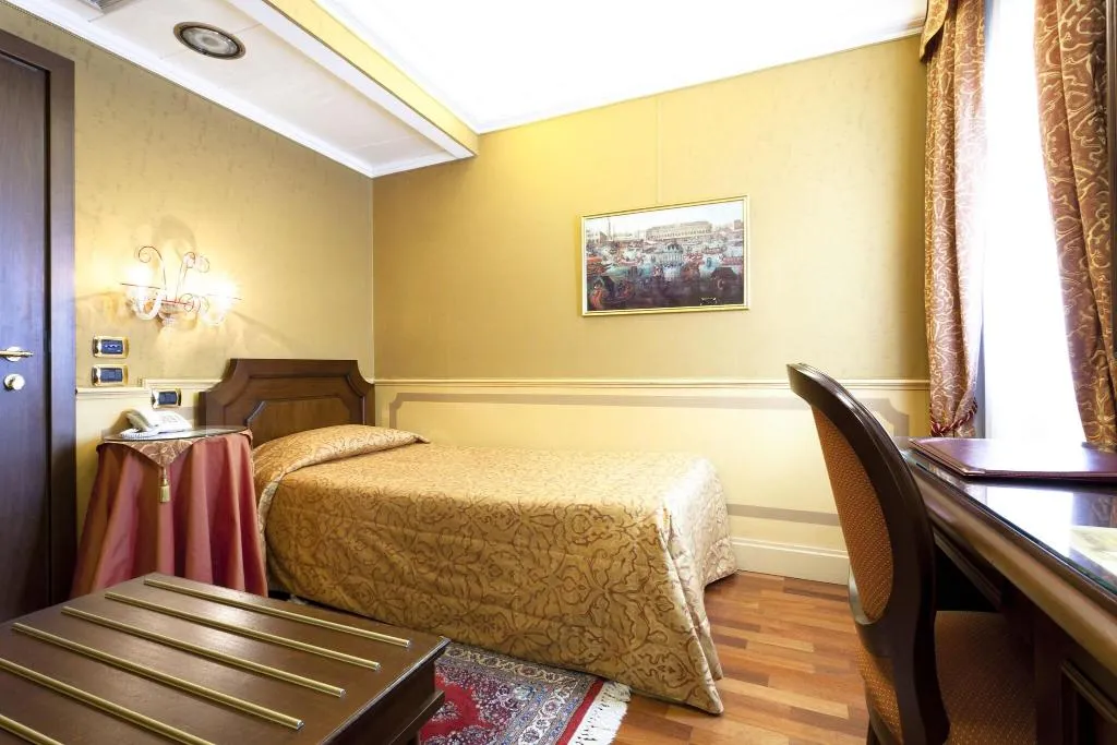 SINGLE STANDARD Room, Al Codega, Venice