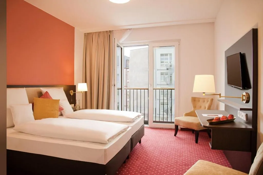 Room, Gold Palais Hotel, Berlin