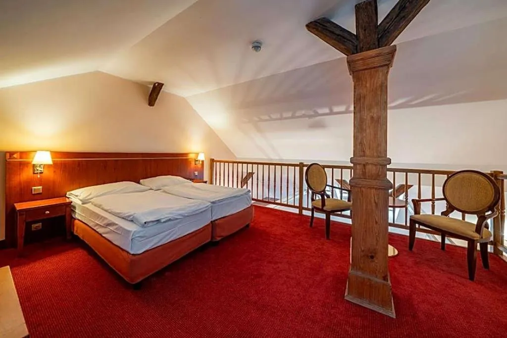 Room, Hotel Raffaello, Prague