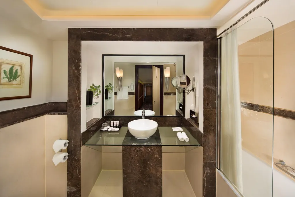 Double or Twin DELUXE Room, Marco Polo, Dubai
