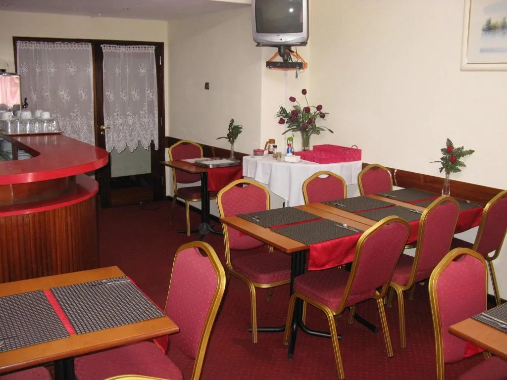Restaurant, Sao Gabriel, Porto