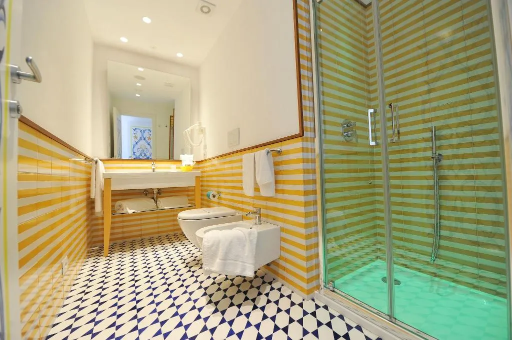 Room, Maison Lauren, Naples