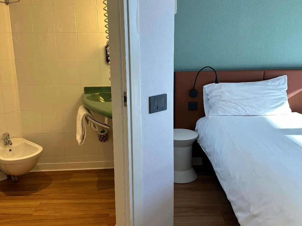 TWIN STANDARD Room, Ibis Roma Fiera, Rome