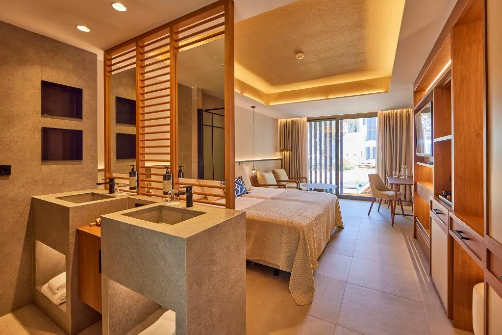 JUNIOR SUITE GARDEN VIEW Room, Universal Gran Leon and Spa, Majorca