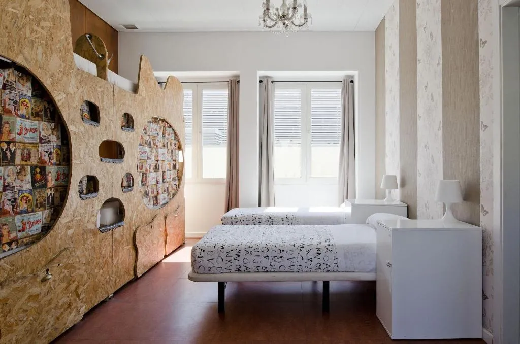 Room, Sunset Destination Hostel, Lisbon