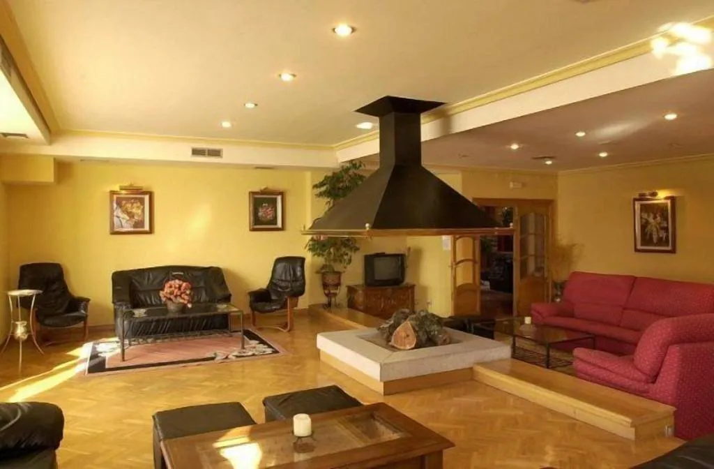 Lobby, Las Gacelas, Madrid