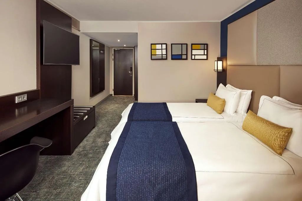 TWIN SUPERIOR Room, Park Plaza Utrecht, Amsterdam