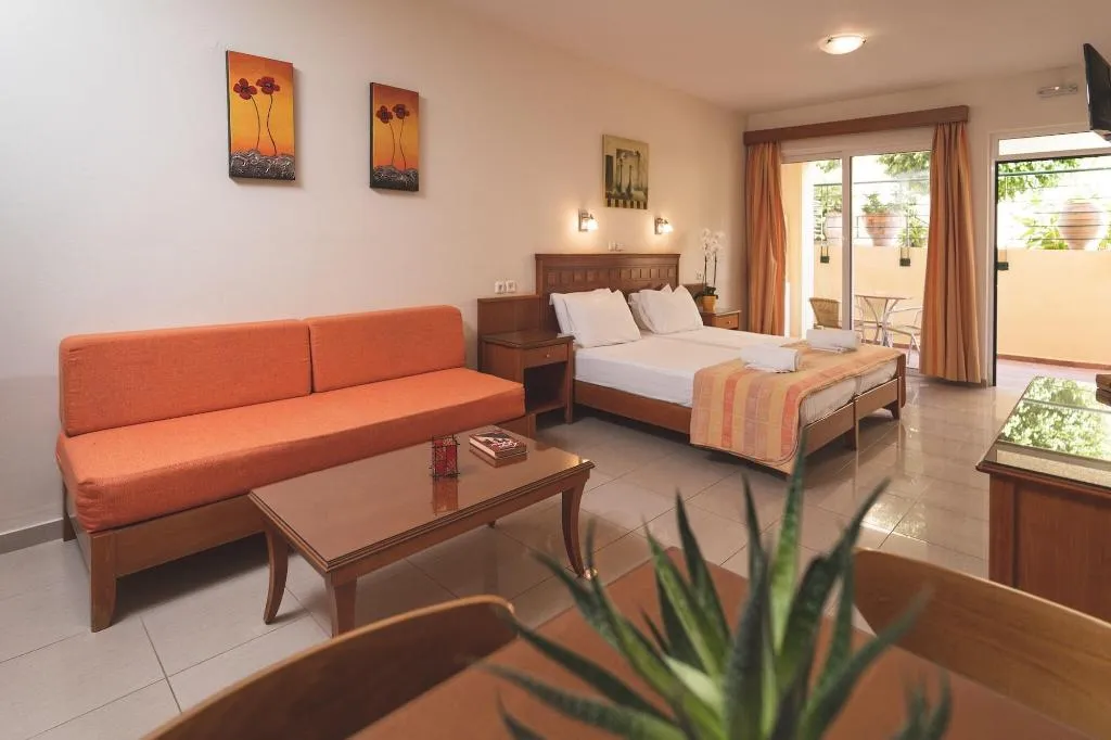 Room, Helios, Crete