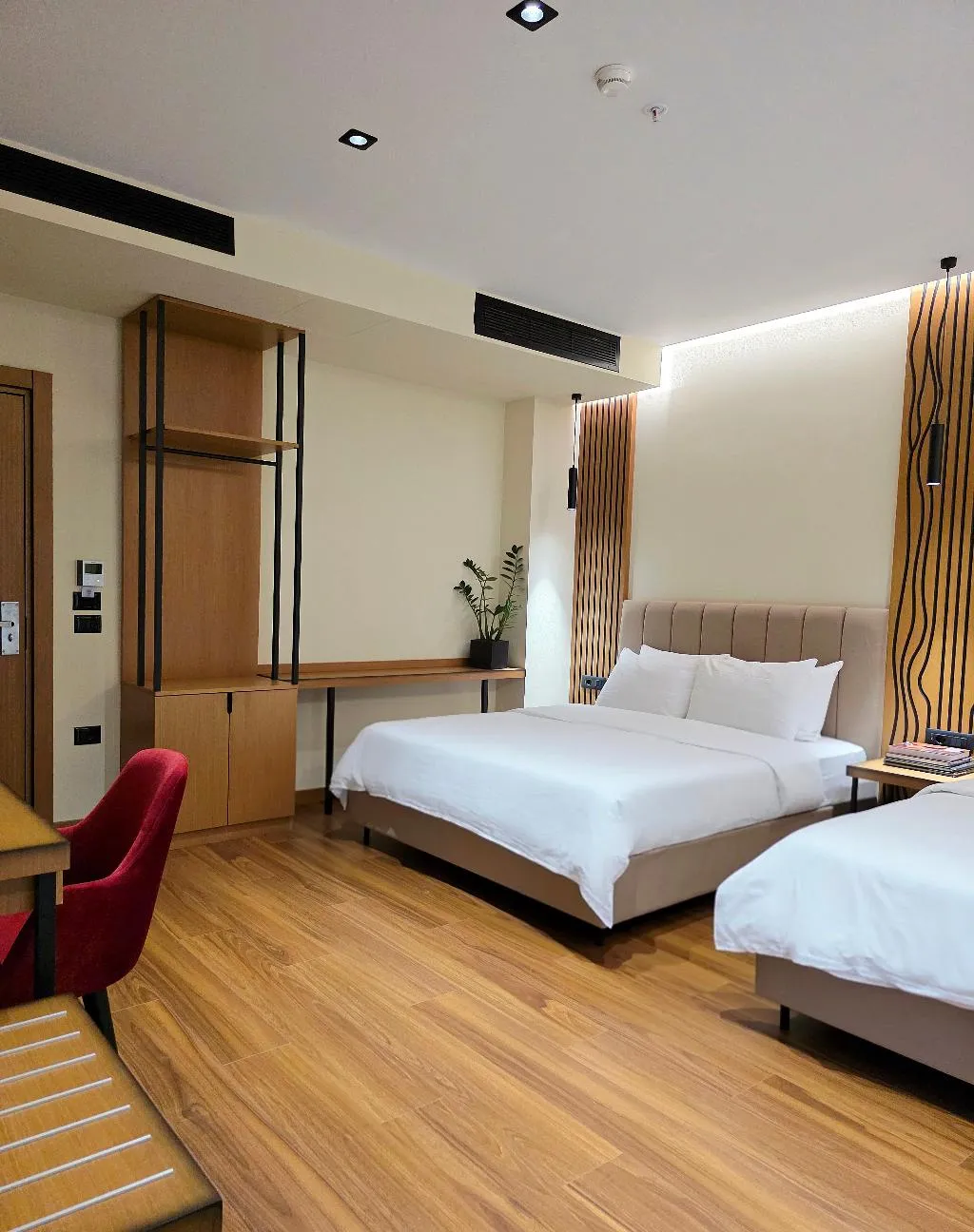 QUADRUPLE CITY VIEW TWO DOUBLE BEDS Room, Valza Boutique Hotel, Kavaje