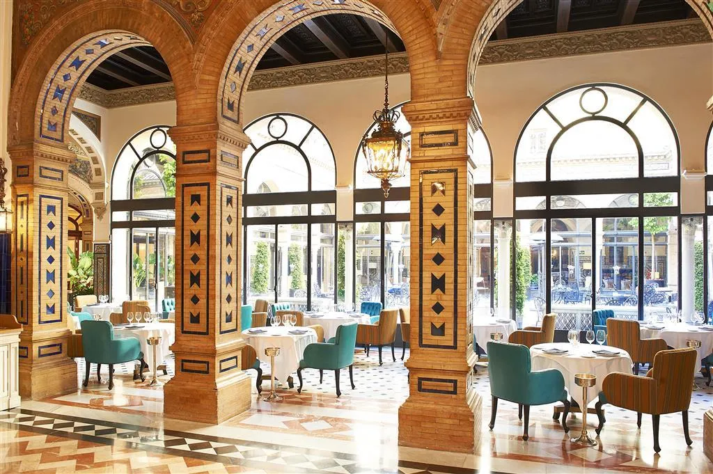 General view, Alfonso XIII, Seville