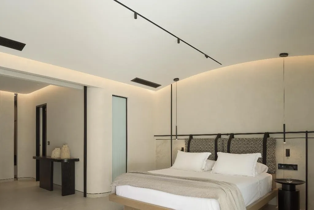 SUITE basement Room, Theartemis Palace, Crete