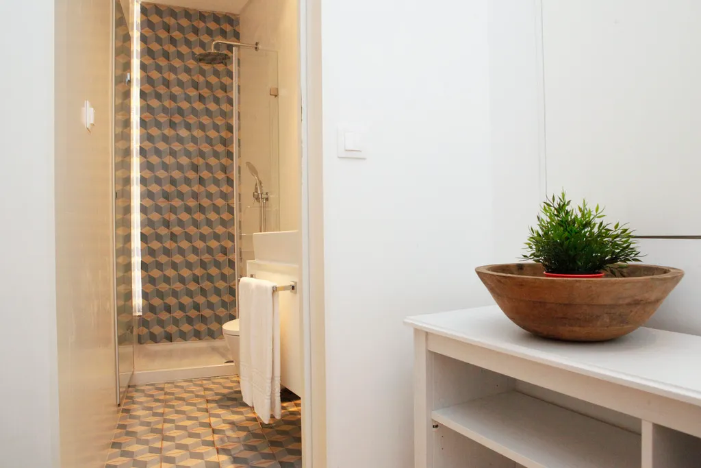 APARTMENT SUPERIOR Room, Alfama Yellow House, Lisbon