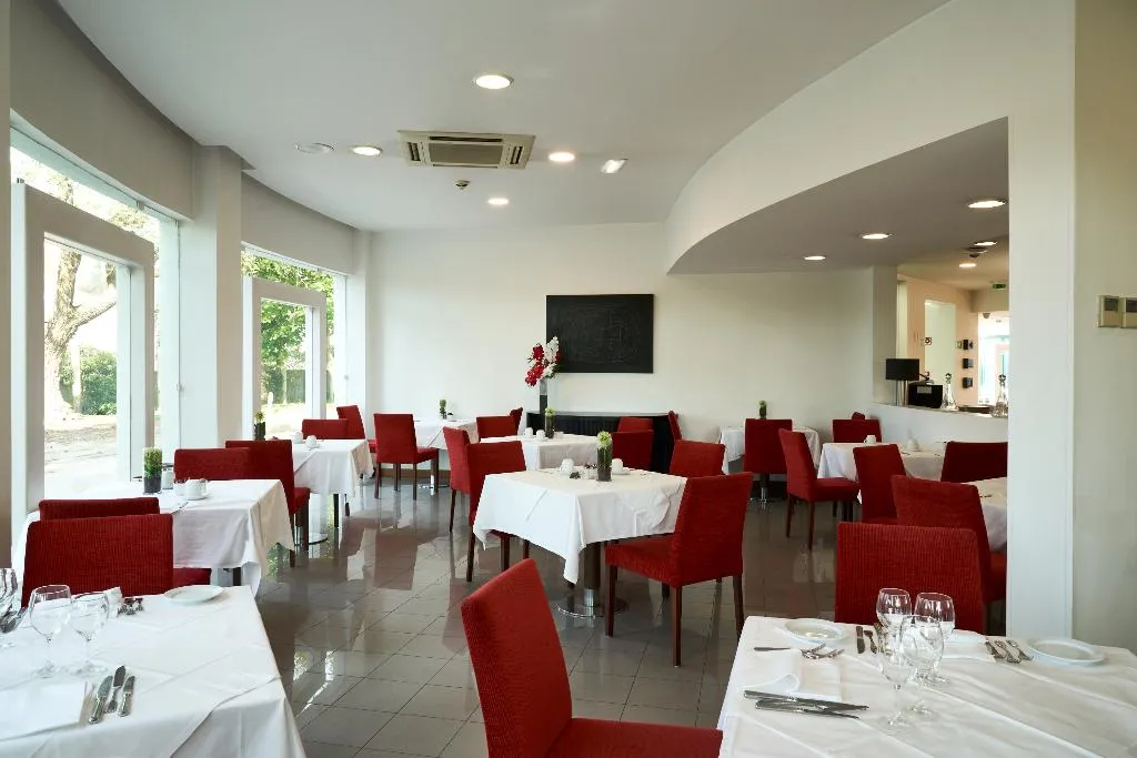 Restaurant, Leziria Parque Hotel, Lisbon