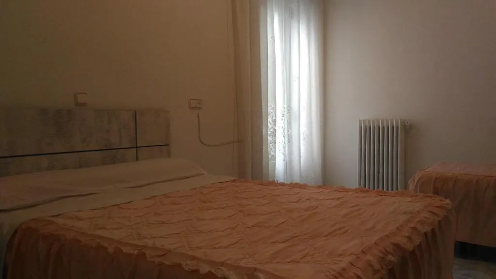 TWIN STANDARD Room, Hostal Palacios Fuencarral, Madrid