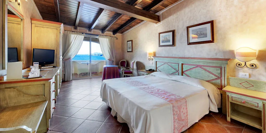 DOUBLE SINGLE USE SEA VIEW Room, Colonna Resort, Olbia