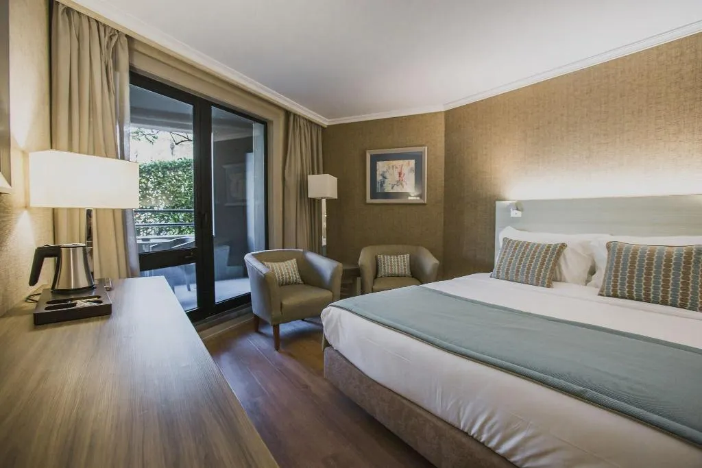 FAMILY ROOM TWO DOUBLE BEDS Room, Enotel Lido All Inclusive, Madeira