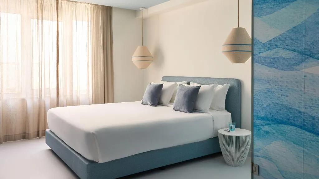SUITE KING SIZE BED Room, Hotel Indigo Albufeira, Algarve