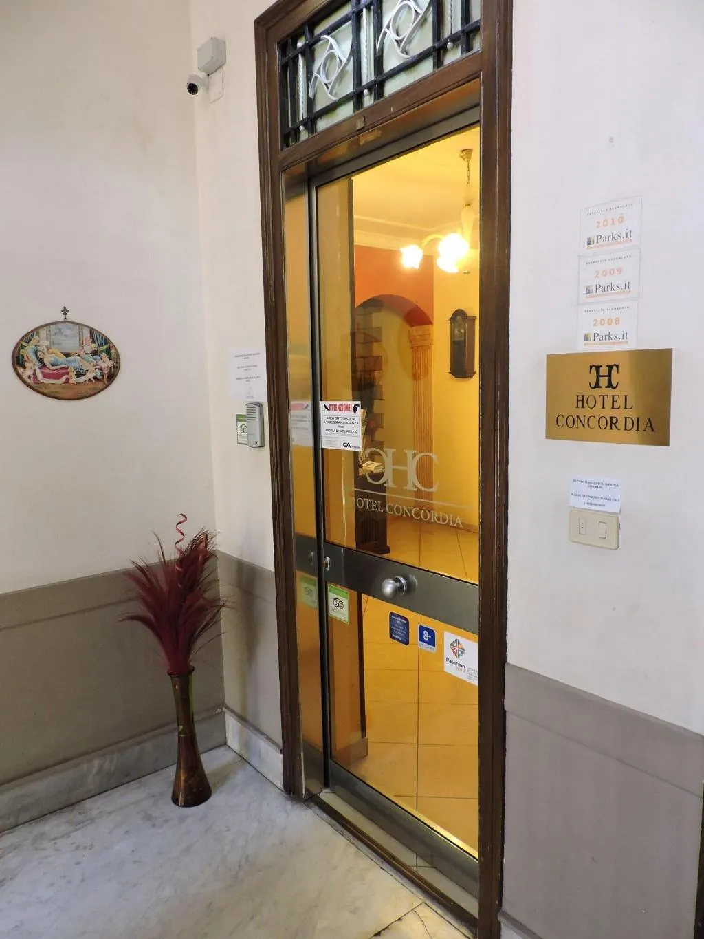 Lobby, Concordia, Palermo