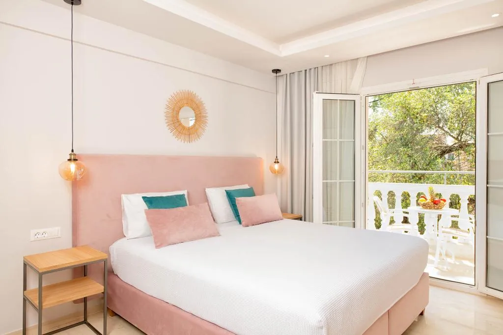 Double or Twin SUPERIOR KING BED Room, Korina Apart Hotel, Corfu