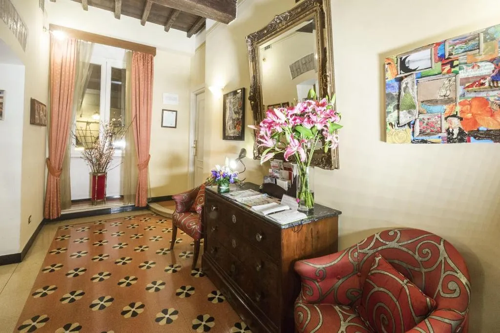 Lobby, Casa de' Fiori Biscione, Rome