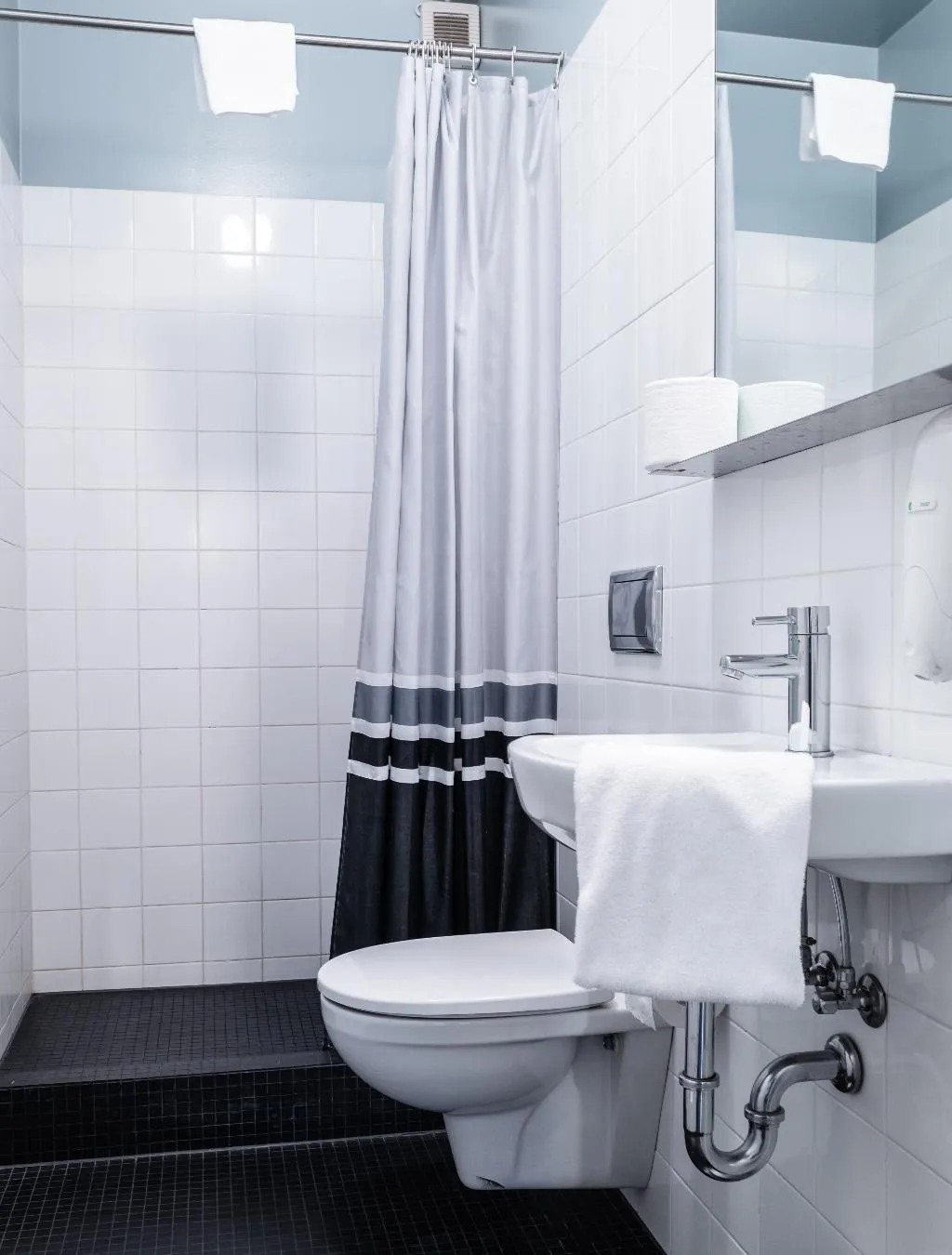 APARTMENT ONE BEDROOM Room, Luna Laugavegur 37, Reykjavik