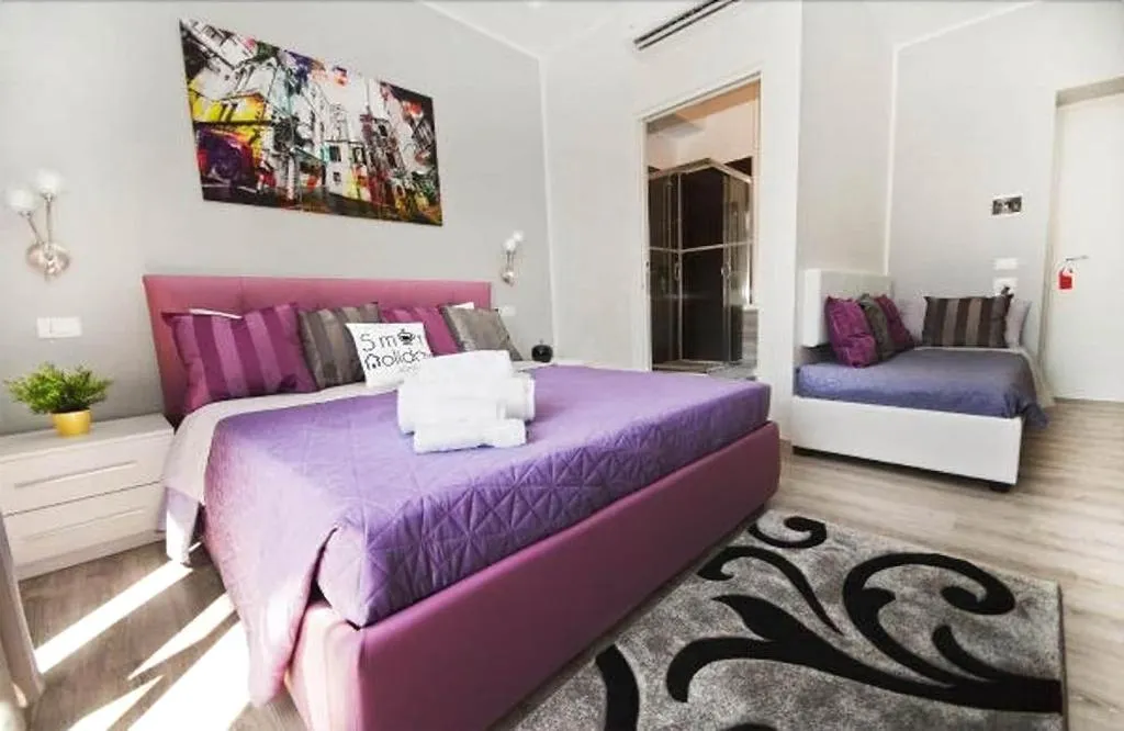 Room, Smart Holidays Roma B B, Naples