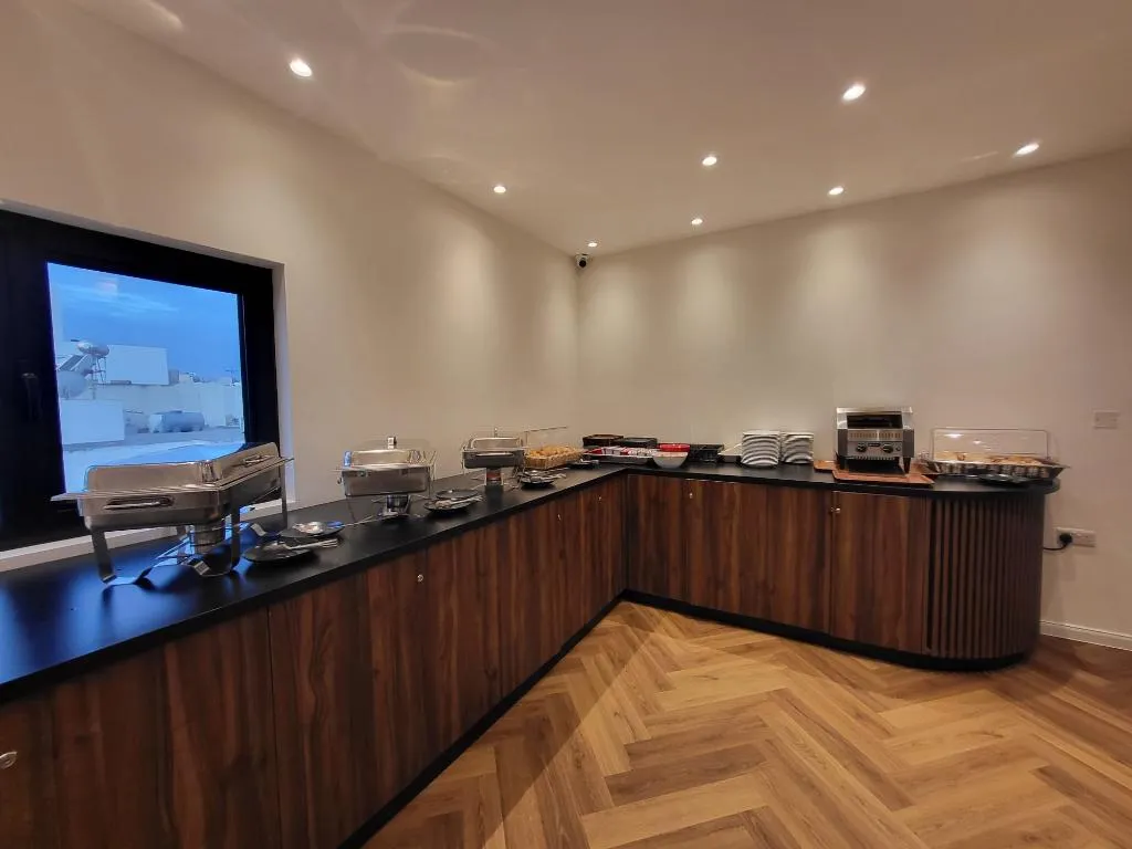 Restaurant, Carlton Hotel, Malta