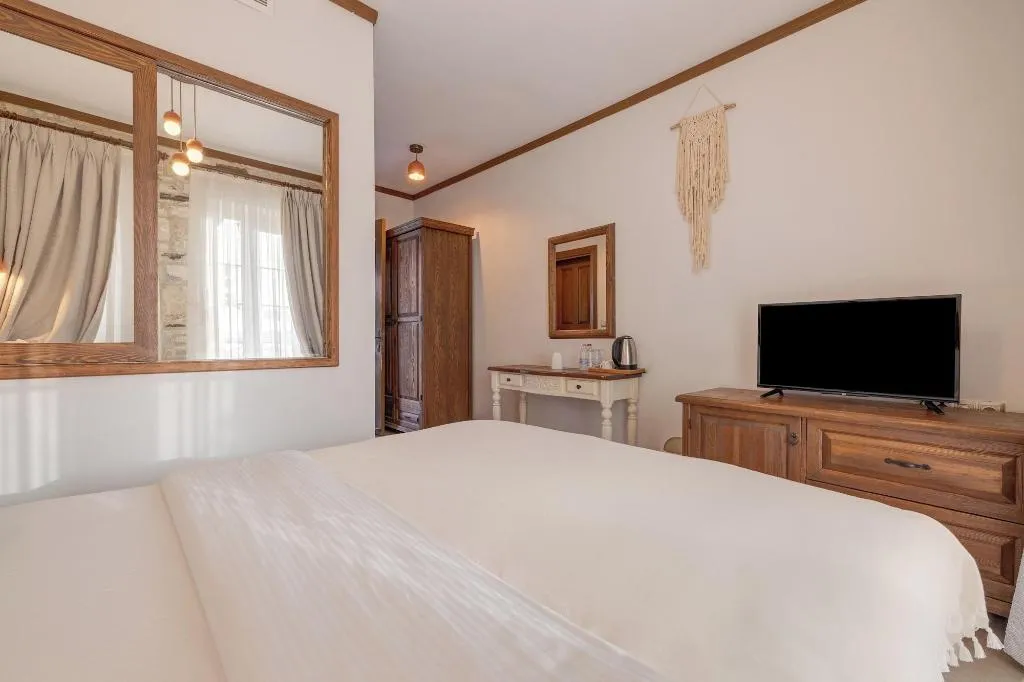 Room, Navali̇a Otel, Izmir