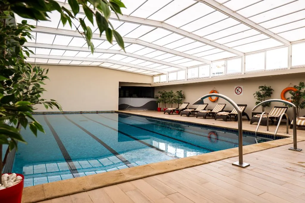 Pool, Idou Anfa, Casablanca