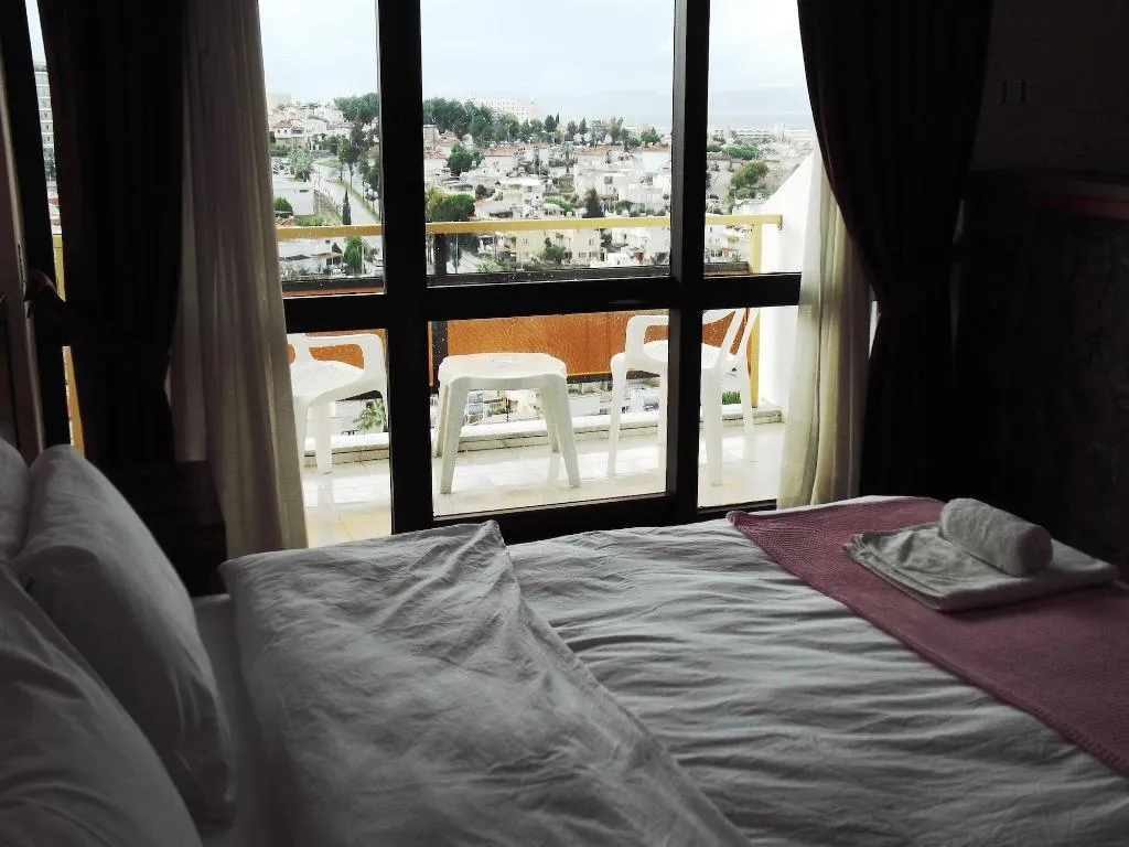 Room, West Ada-Inn, Izmir
