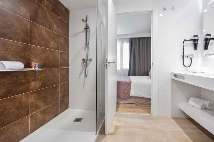 Pierre & Vacances Apartamentos Edificio Eurobuilding 2, Madrid