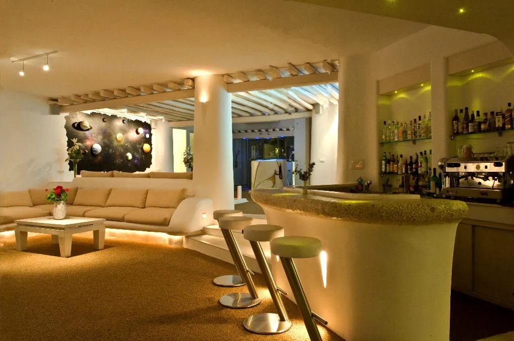 Bar, Iliomaris, Mykonos