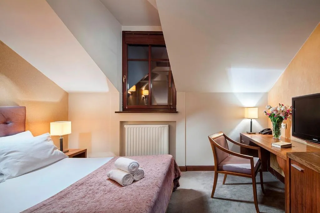 DOUBLE STANDARD Room, Hotel Unicus Krakow Old Town - Destigo Hotels, Krakow