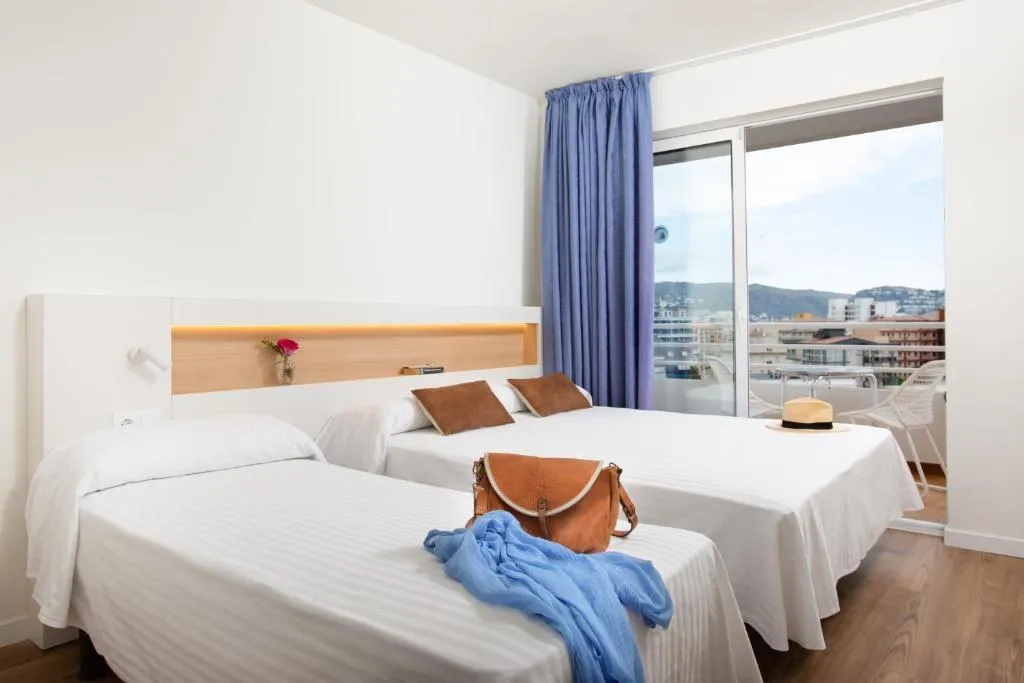 Double or Twin STANDARD Room, Prestige Sant Marc, Costa Brava