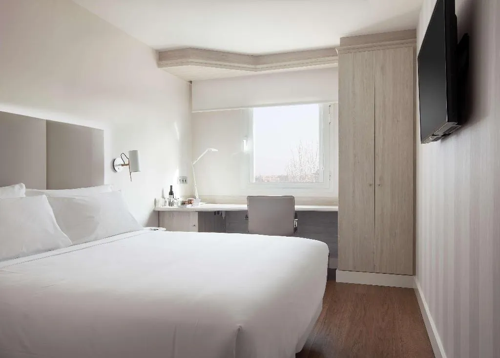 DOUBLE SINGLE USE STANDARD Room, NH Madrid Barajas Airport, Madrid