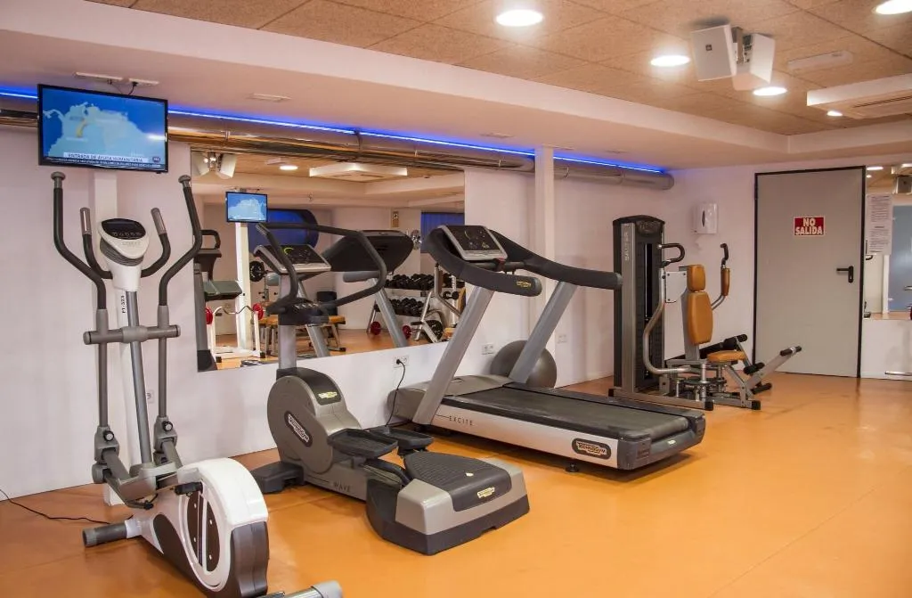 Sports and Entertainment, Ambassador Playa II, Costa Blanca