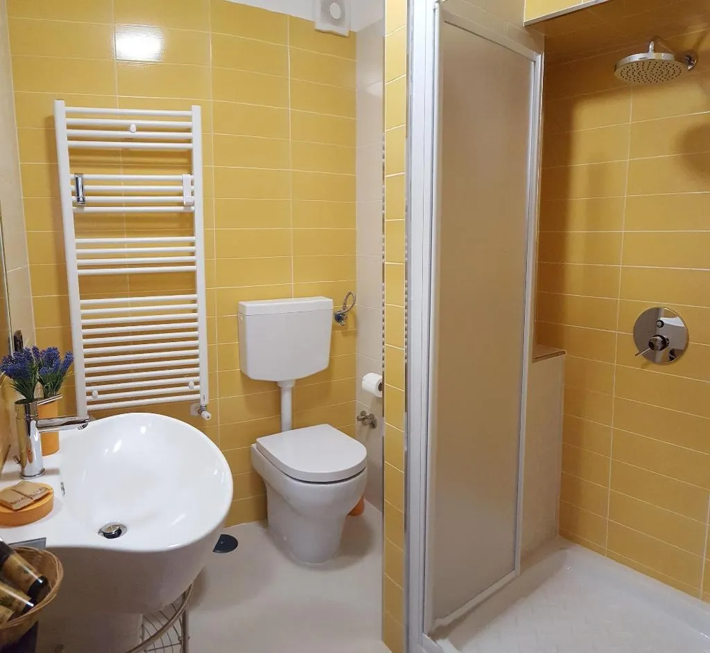Room, B&B La Canzanella, Naples