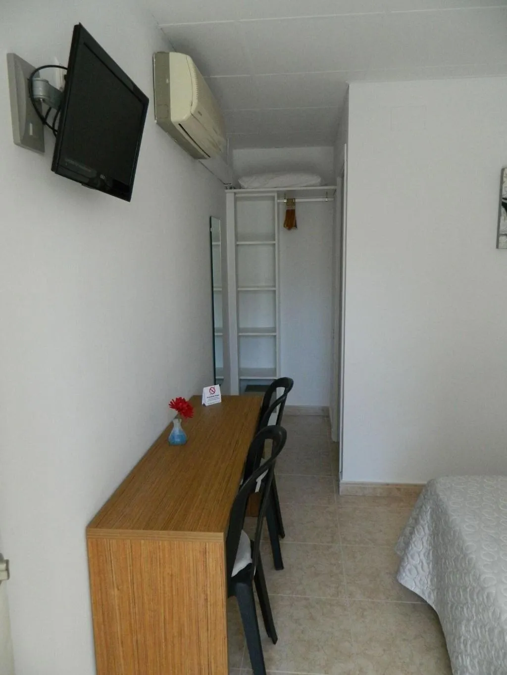 Room, Pension Rovior, Costa Dorada