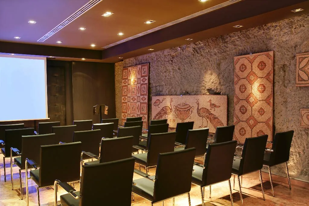 Conferences, Granados 83, Barcelona