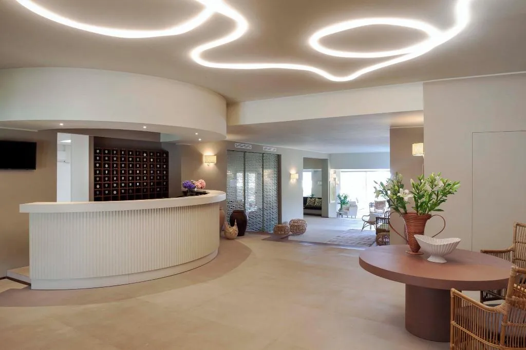 Lobby, Is Molas Resort, Cagliari