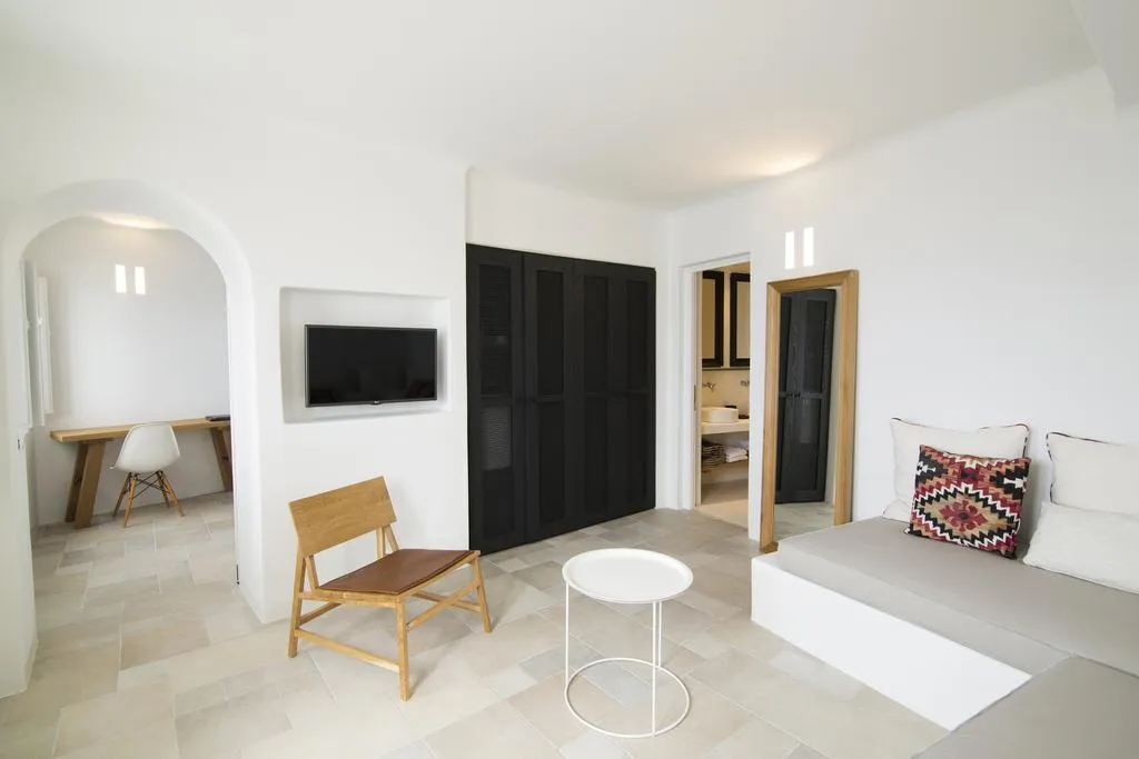 SUITE STANDARD Room, Porto Fira Suites, Santorini