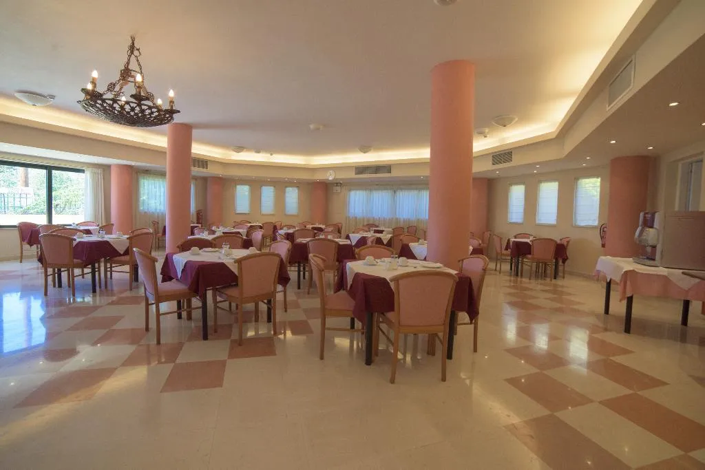 Restaurant, Century Resort, Corfu