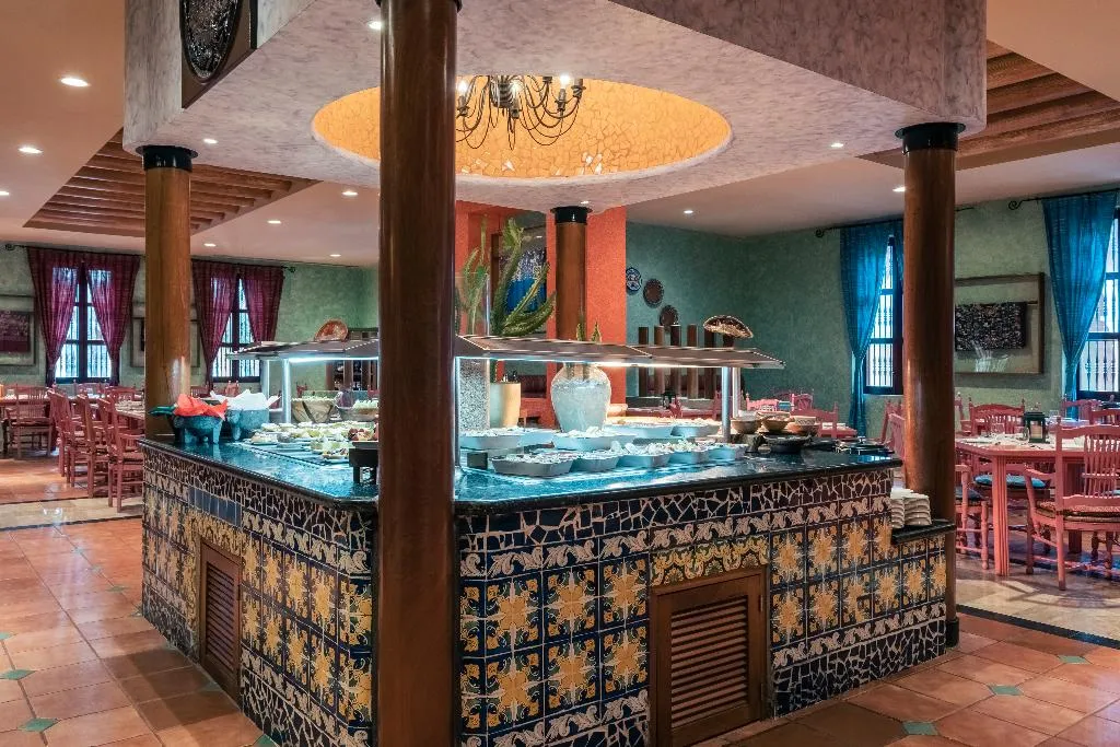 Restaurant, Iberostar Waves Paraiso Beach All Inclusive, Cancun Area